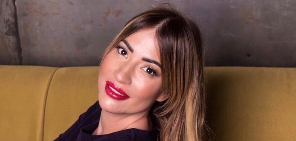 DANIJELA (52), RAZVEDENA UCITELJICA: GODINAMA SAM SAMA. DA LI POSTOJI NEKO KO CE ME PRIHVATITI SA SVIM MANAMA?
